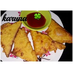 A picture of Bread pakoda.