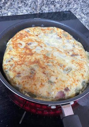Foto principal de Tortilla de patatas y habas