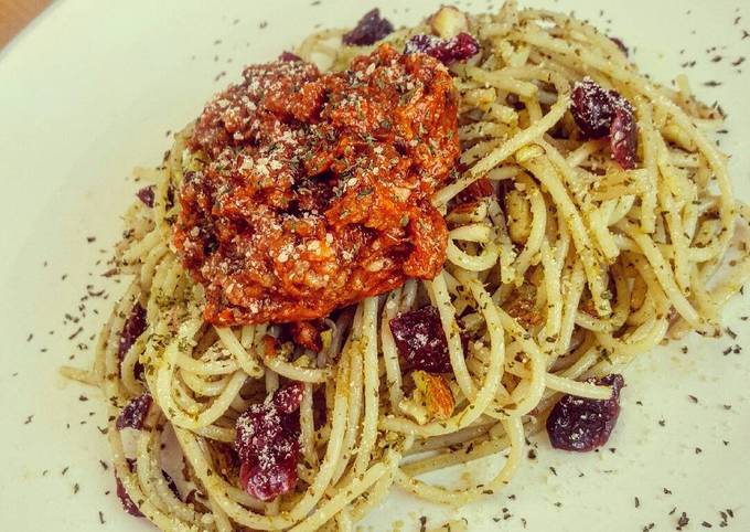 Pesto Cranberries Almond Spaghetti with Bolognese on Top