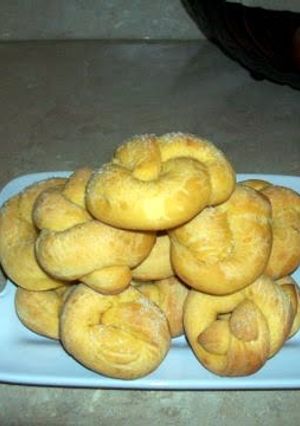 A picture of Sweet Potato Rolls.