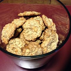 A picture of Oatmeal Scottie's.