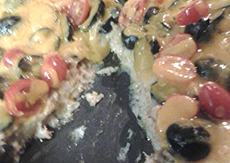 Step-by-Step Guide to Prepare Quick Cheesy pie pan tuna