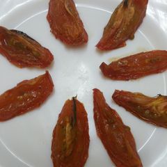 A picture of Slow Roasted Tomatoes..