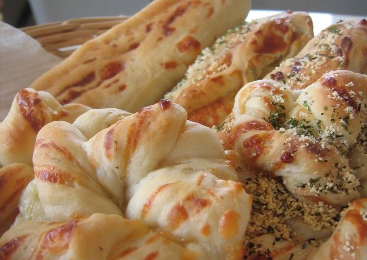 Easy Cheese and Black Pepper Folded Bread