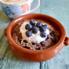 A picture of Blueberry Cinnamon Baked Oats.