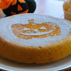 A picture of Halloween Kabocha Cake Made in a Rice Cooker from Pancake Mix.