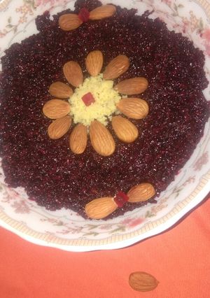 बीटरूट हलवा (Beetroot Halwa recipe in Hindi) रेसिपी मुख्य फोटो