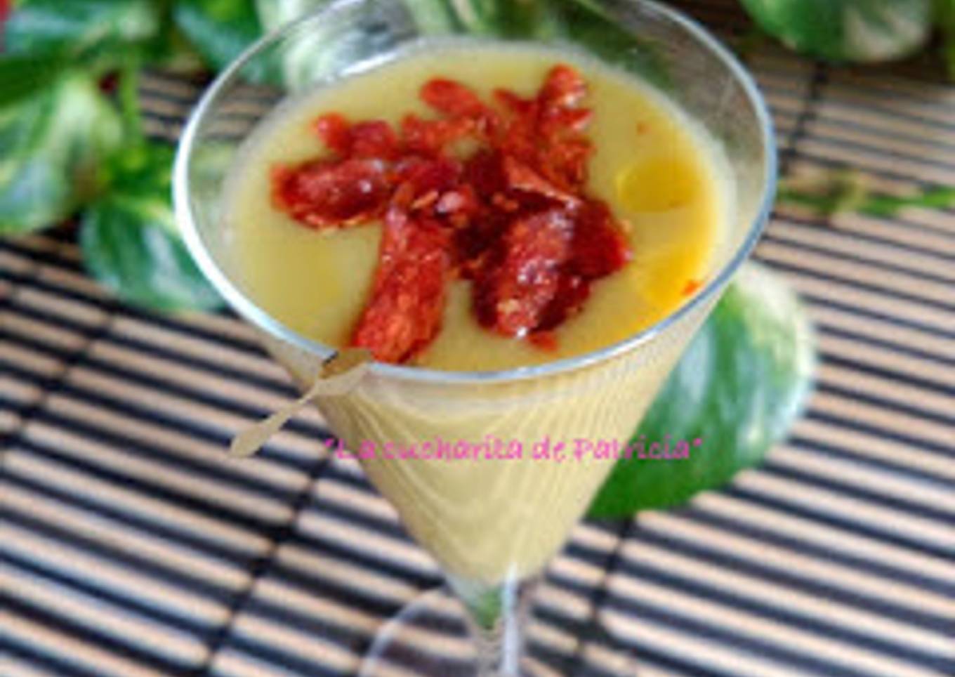 Crema de guisantes con crujiente de jamón