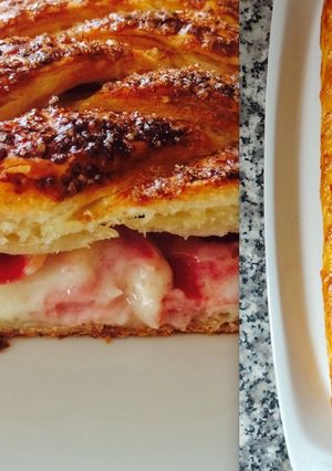 Una foto de Trenza de lacón y queso