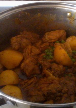 A picture of Best chicken curry,  EVER.