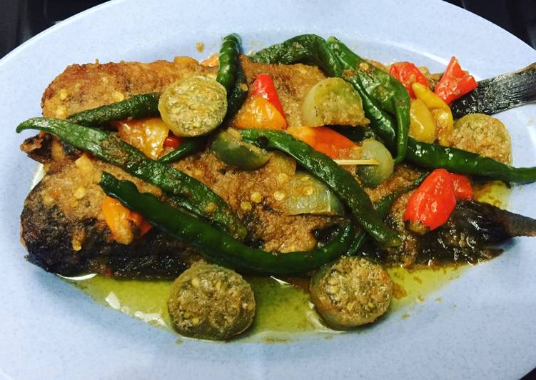 Mangut lele pedas setan