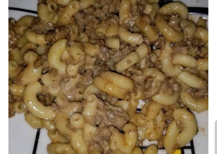 Recipe of Quick Cheeseburger Macaroni Skillet