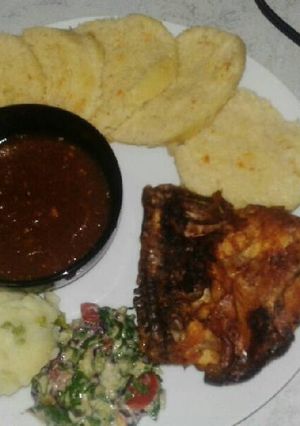 A picture of Dumpling and grilled chicken.