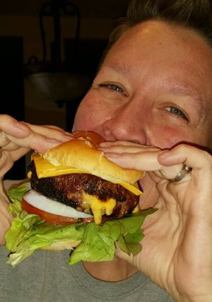 A picture of Mike's EZ Juicy Lucy's.