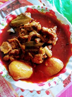 খাসির মাংসের ঝোল (khasir mangsher jhol recipe in bengali) রেসিপির প্রধান ছবি
