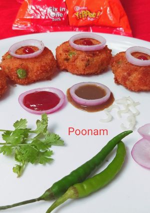 मैगी कटलेट्स (Maggi cutlets recipe in Hindi) रेसिपी मुख्य फोटो