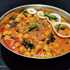 A picture of Chole Masala.