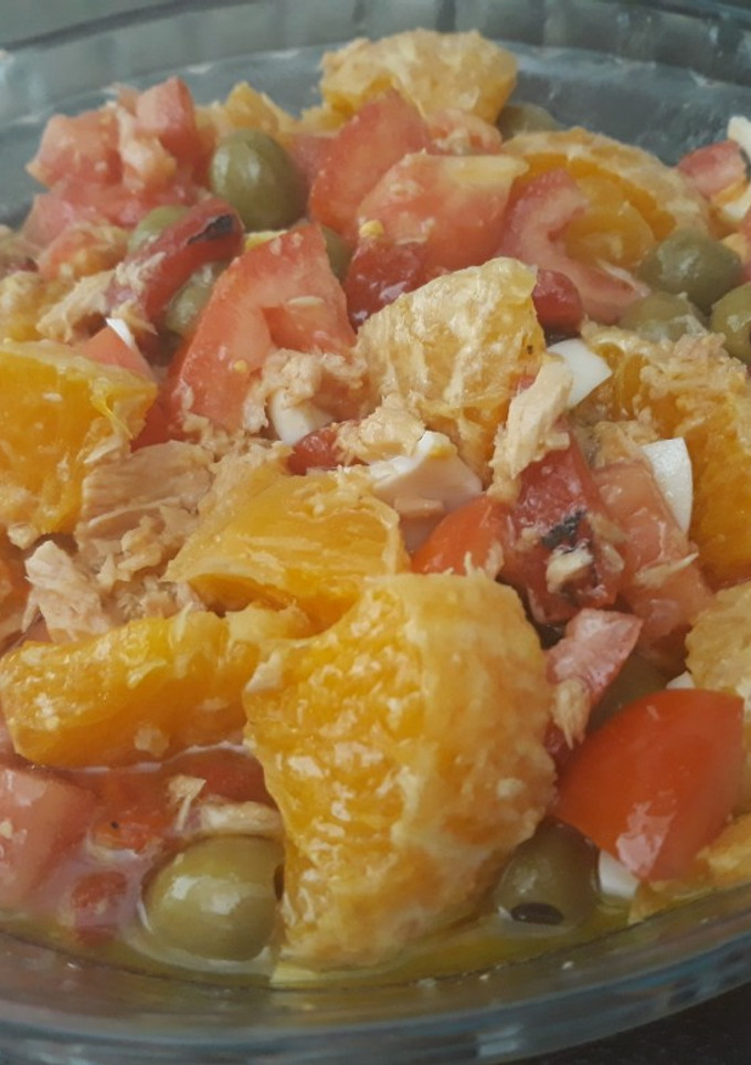 Una foto de Fresca ensalada para estos días de verano