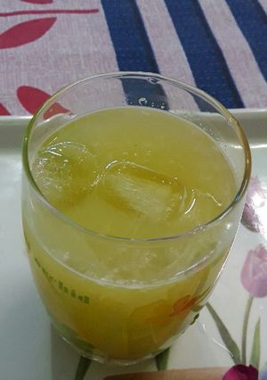 A picture of Mosambi juice.
