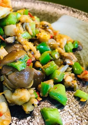 Hình của món Nấm thuỷ tiên xào sả ớt.