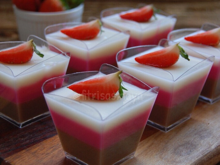 Langkah Mudah untuk Menyiapkan Neapolitan Silky Pudding, Enak Banget