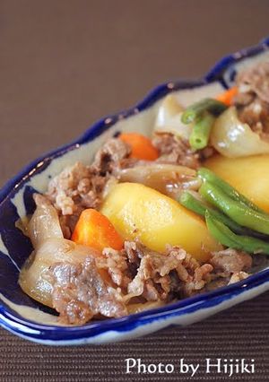 A picture of Nikujaga Meat and Potato Stew.