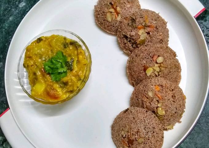 Instant Ragi Masala Idli Recipe By Dr.Madhumita Mishra - Cookpad