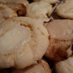 A picture of Cheesecake Lava Cookies.