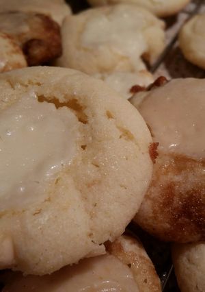 A picture of Cheesecake Lava Cookies.