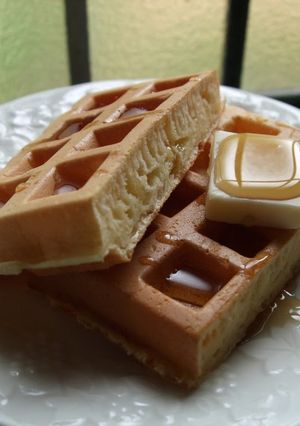 A picture of American-Style Waffles.
