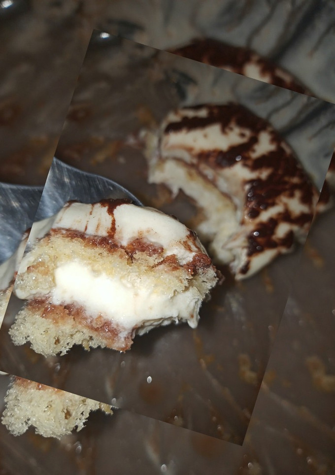 Una foto de Tiramisú fácil con batidora 🥰🥰