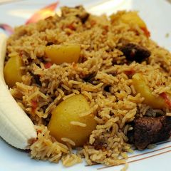 A picture of Chicken or meat Pilau (thick rice version).