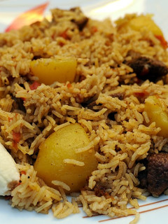A picture of Chicken or meat Pilau (thick rice version).