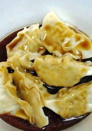 A picture of steam dumpling sauce.