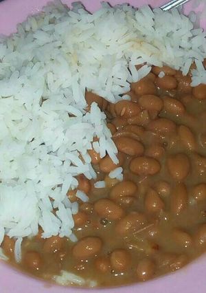 A picture of Beans.