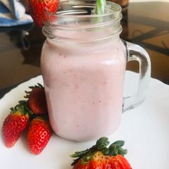 A picture of Strawberry Milkshake.