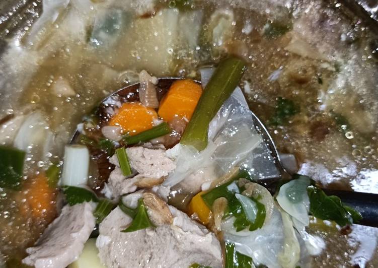 Langkah Mudah untuk Membuat Sayur sop baso simple, Bisa Manjain Lidah