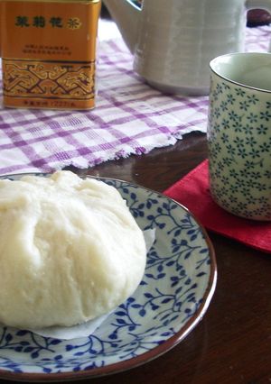 A picture of No-Yeast, Fluffy Homemade Pork Buns (Nikuman) with Baking Powder.
