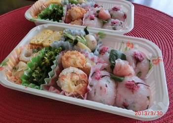 How To Cooking Recipe Sakura Rice Balls  Great for Cherry Blossom Viewing Very Delicious