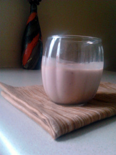 A picture of Banana cocoa smoothie.