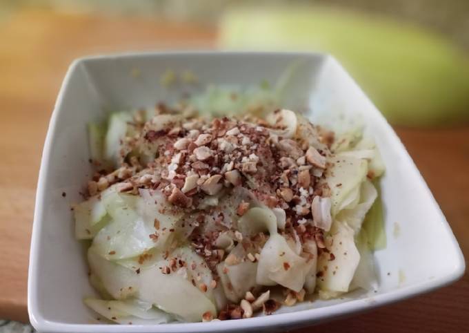 Recipe of Super Quick Homemade Classic Green Pepaya Salad