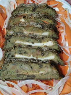 Foto di Polpettone di melanzane con provola