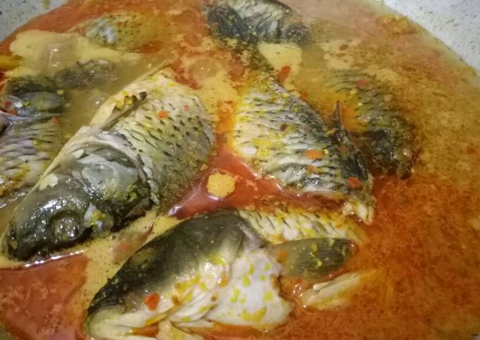 Resep Ikan mas bumbu kuning Anti Gagal