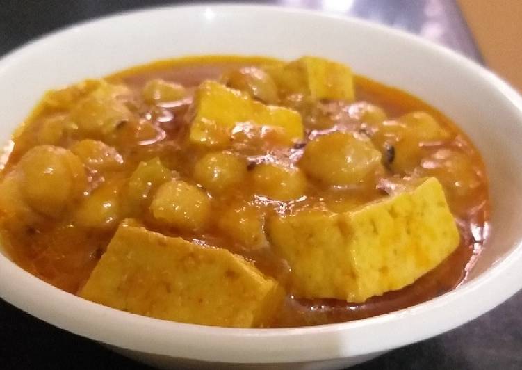 Chole paneer veg