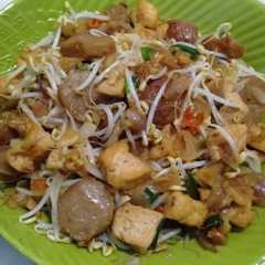 รูปของ Tumis tauge, tahu & bakso ala wizi