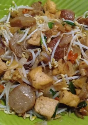 Foto resep Tumis tauge, tahu & bakso ala wizi