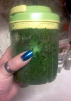 A picture of Juicee's Pesto variation.