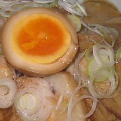 Meltingly Soft Kakuni-don: Simmered Pork Belly Rice Bowl! A picture of Meltingly Soft Kakuni-don: Simmered Pork Belly Rice Bowl!.
