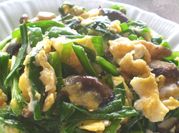 A picture of garlic chives with pork