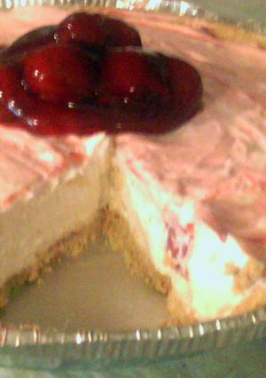 A picture of Easy cherry cream cheese pie.